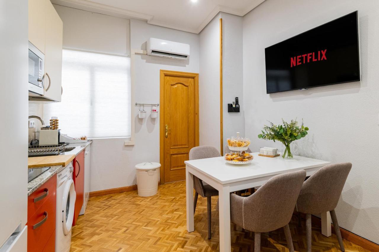 Centrico Apartamento Con 3 Banos En Puerta Del Sol Y Atocha Madrid Eksteriør bilde